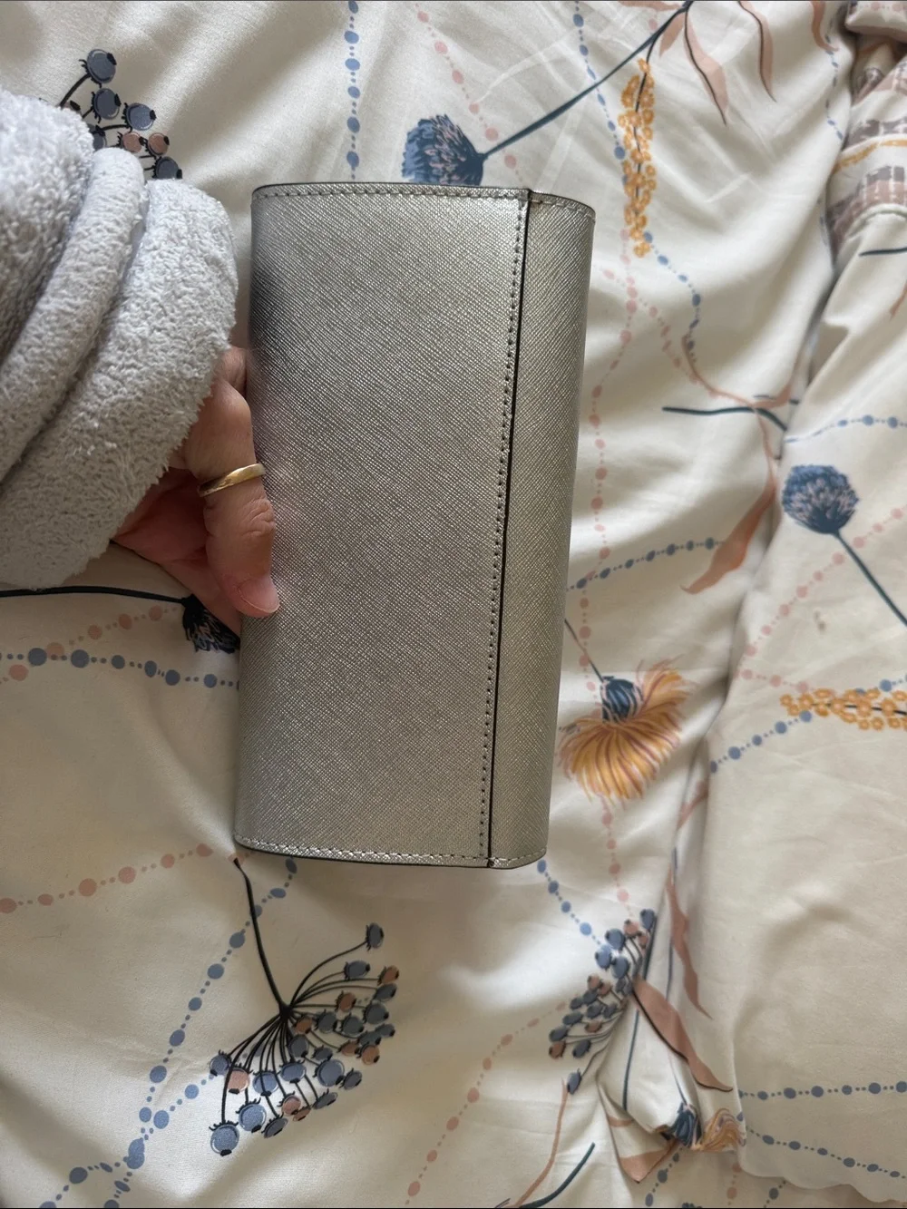 Michael Kors Metallic Silver Saffiano Card Holder Wallet